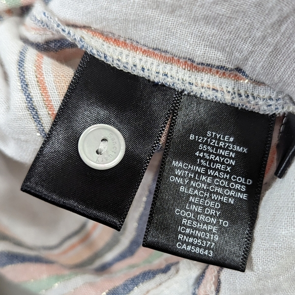 Button up top - Picture 9 of 10